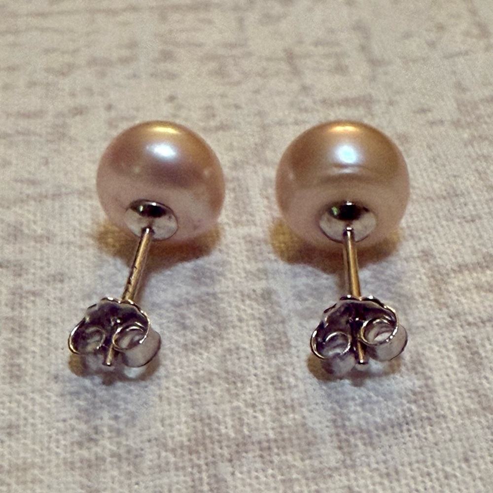 NWT Sterling Silver & Freshwater Pearl Stud Earrings - Picture 4 of 7